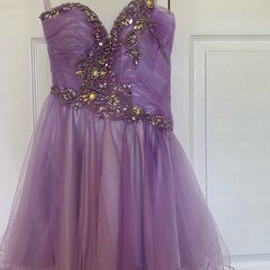 Dave & Johnny Lilac Formal Dress